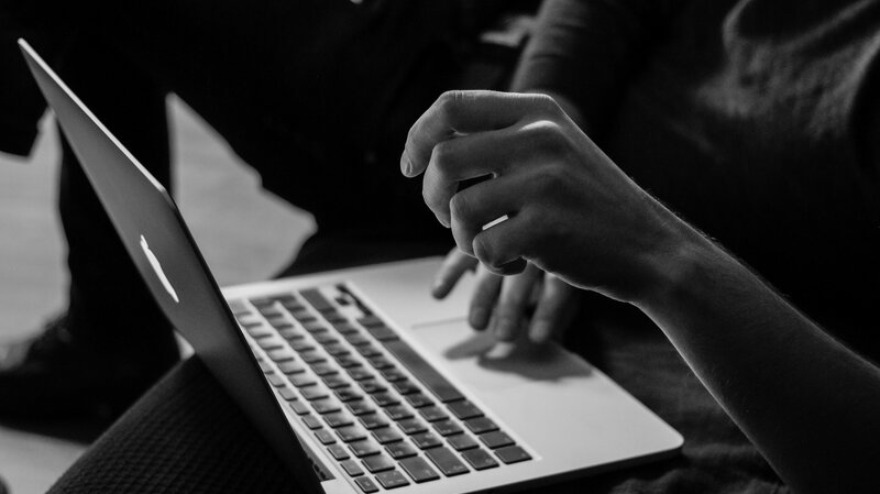 Sergey&#x20;zolkin&#x20;Ue&#x20;Y8a&#x20;TI6d0&#x20;unsplash