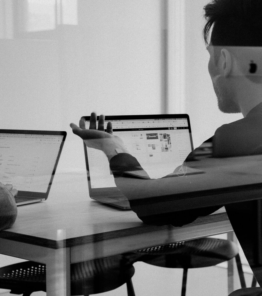 Charlesdeluvio&#x20;Lks7vei&#x20;e&#x20;Ag&#x20;unsplash