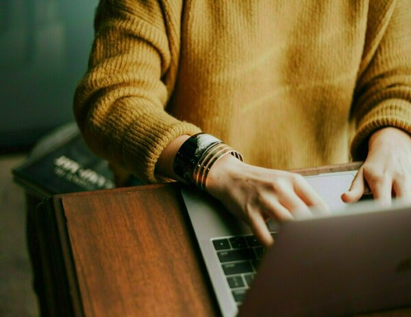 Christin hume Hcfwew744z4 unsplash f1632666535